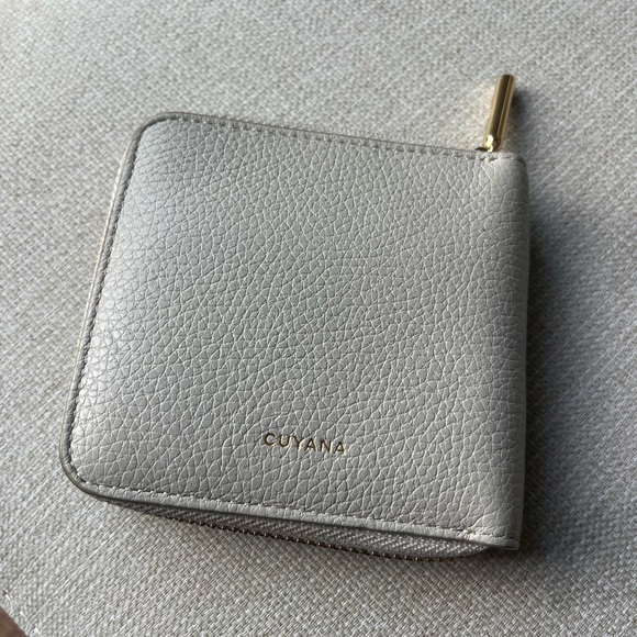 Cuyana Handbags - Cuyana Zip Around Leather Wallet